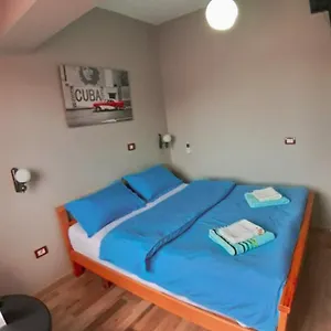 Elisabet Appartement Tirana
